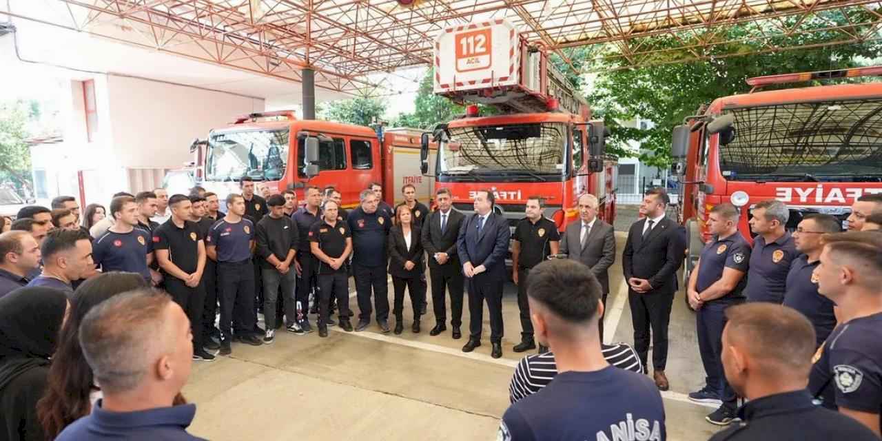 Manisa'da Başkan Dutlulu'dan itfaiyecilere ziyaret