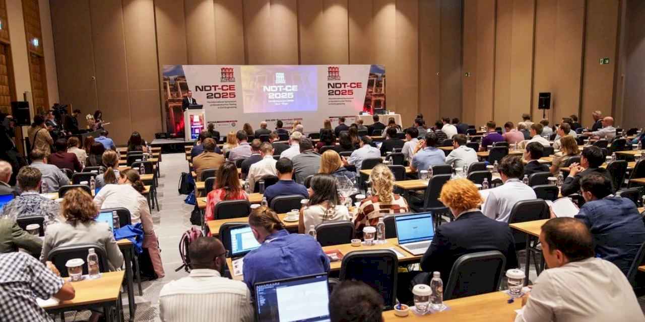 İzmir’de deprem gerçeği bilimle ele alınıyor