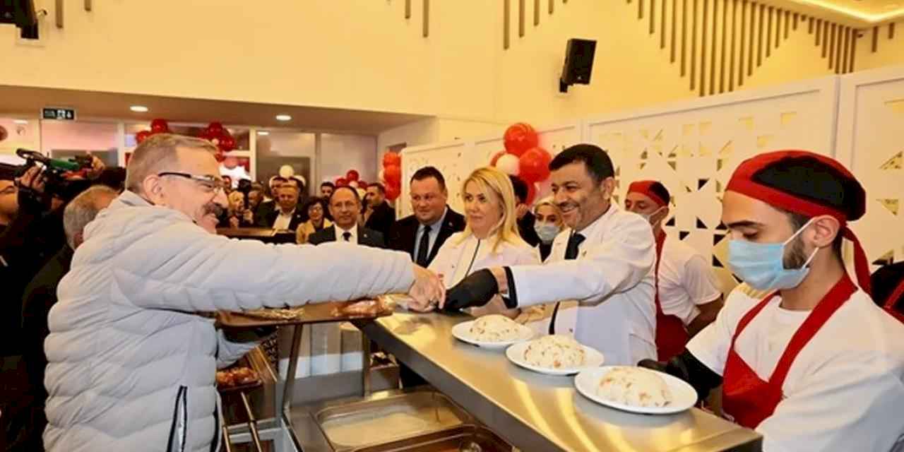 Denizli Kent Lokantası 1 yaşında