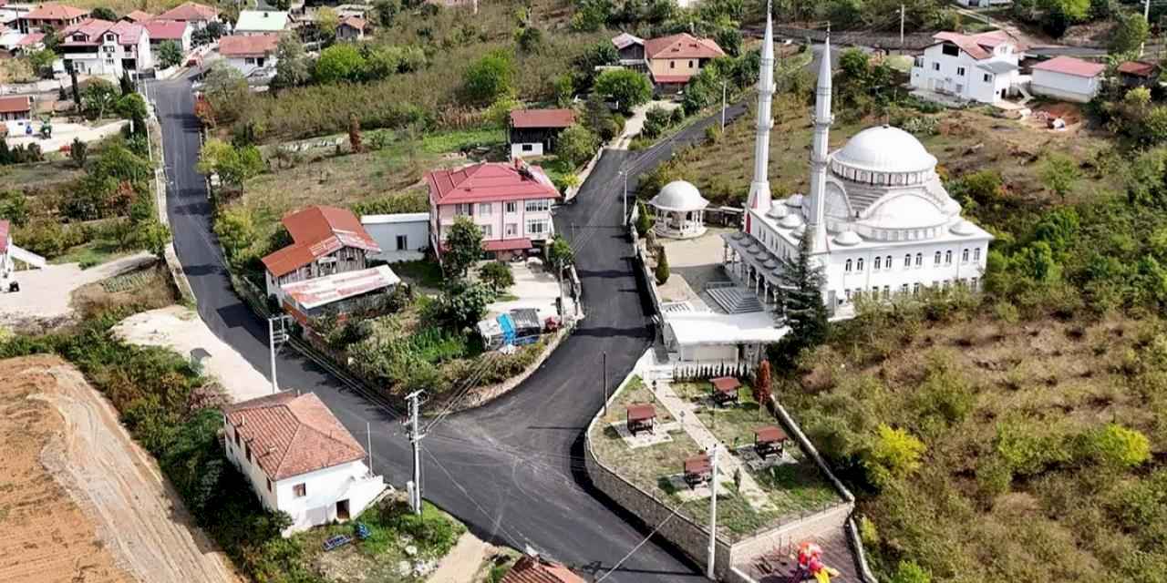 Sakarya Akyazı’da asfalt sevinci