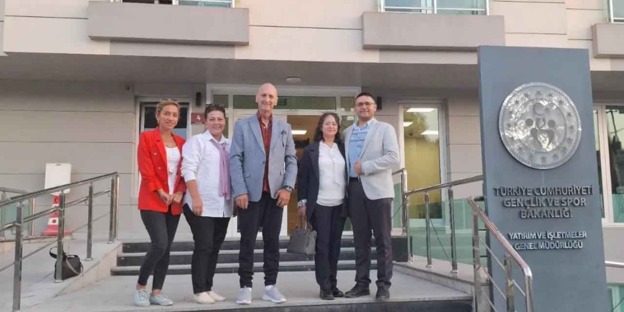 Gençleşen Türküler’den Ankara çıkarması