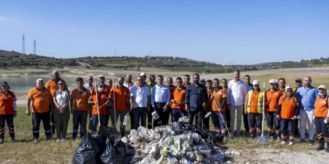 Mersin Berdan Barajı’nda temizlik seferberliği