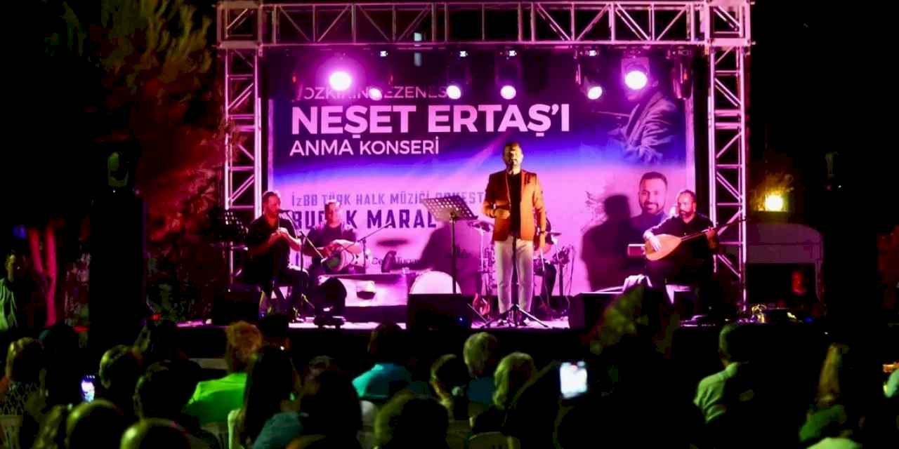 İzmir Karabağlar'da Neşet Ertaş türküleriyle anıldı