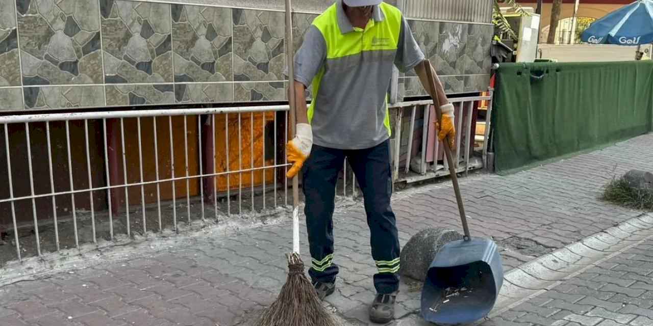 İstanbul Bakırköy'de temizlik seferberliği sürüyor