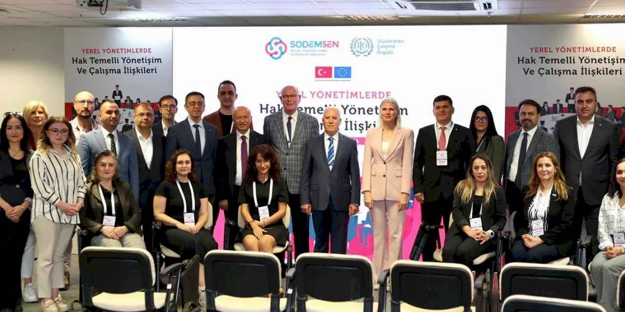 Çalışan hakları ve yönetimlerde sosyal adalet Bursa'da konuşuldu
