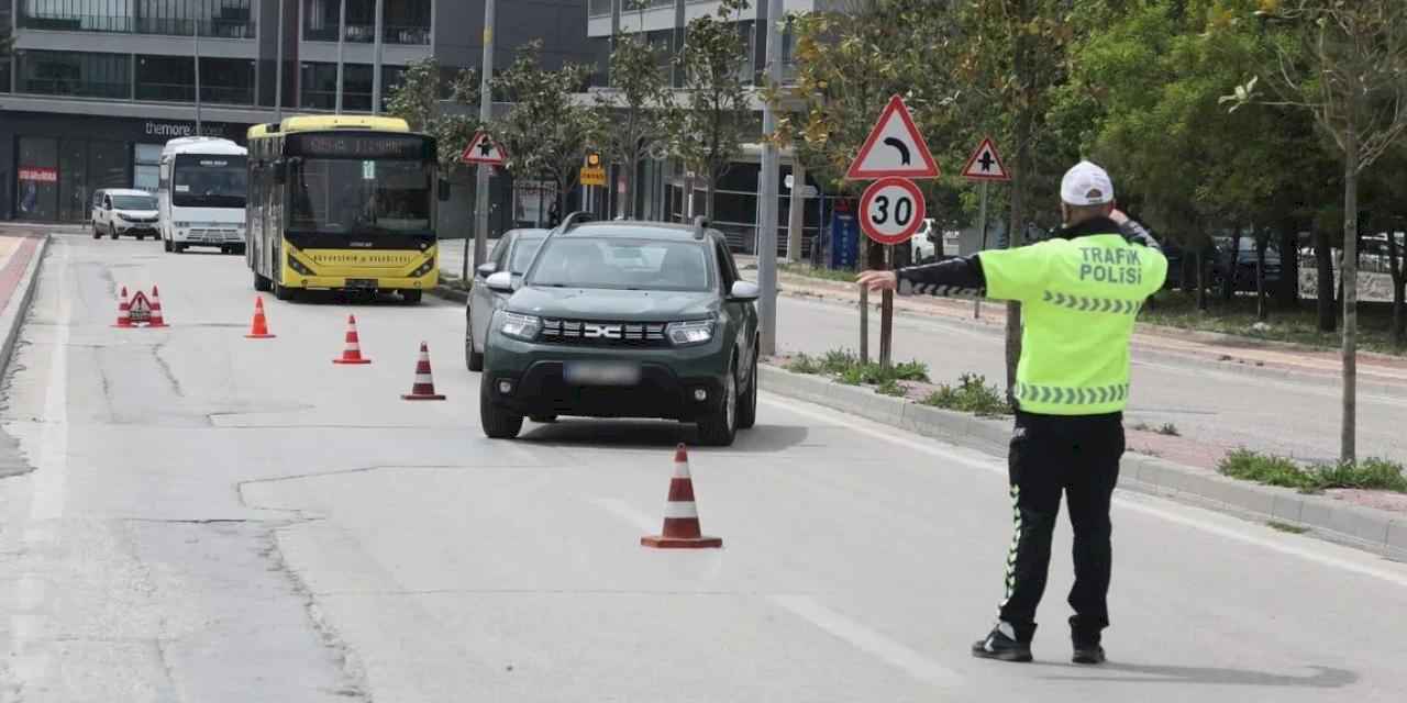 Bursa’da hız ihlallerine karşı radar denetimleri sürüyor