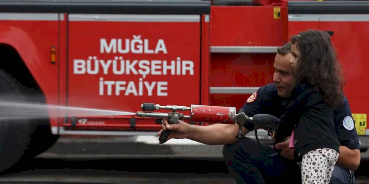 Muğla'da küçük alev kahramanları sahada