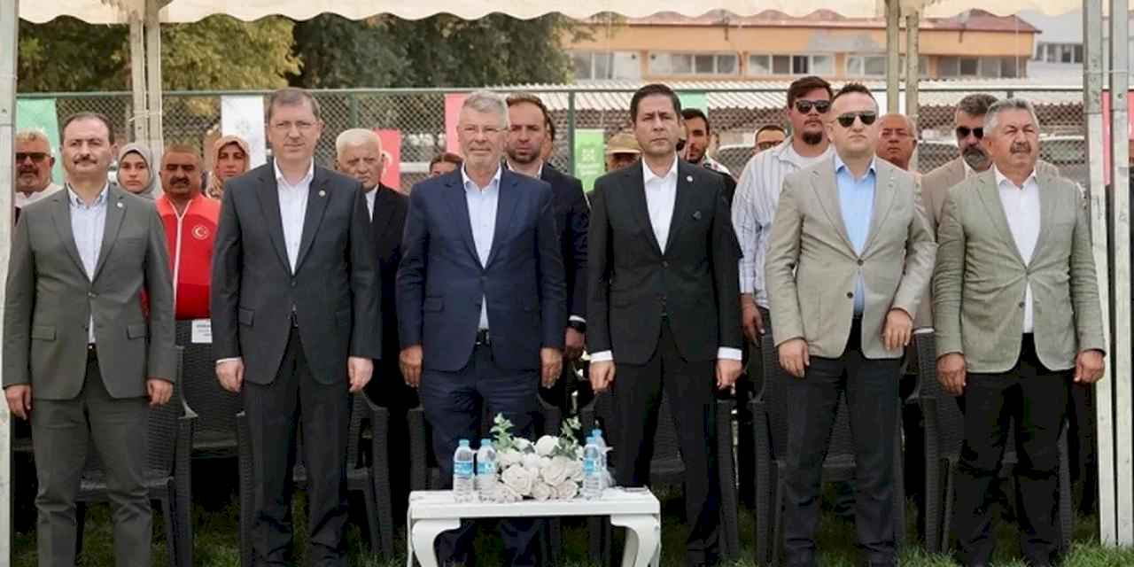 Kayseri Turhal'a geleneksel güreş coşkusu