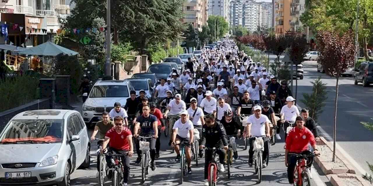 KTO Hareketlilik Haftası'nda bisikletle pedalladı
