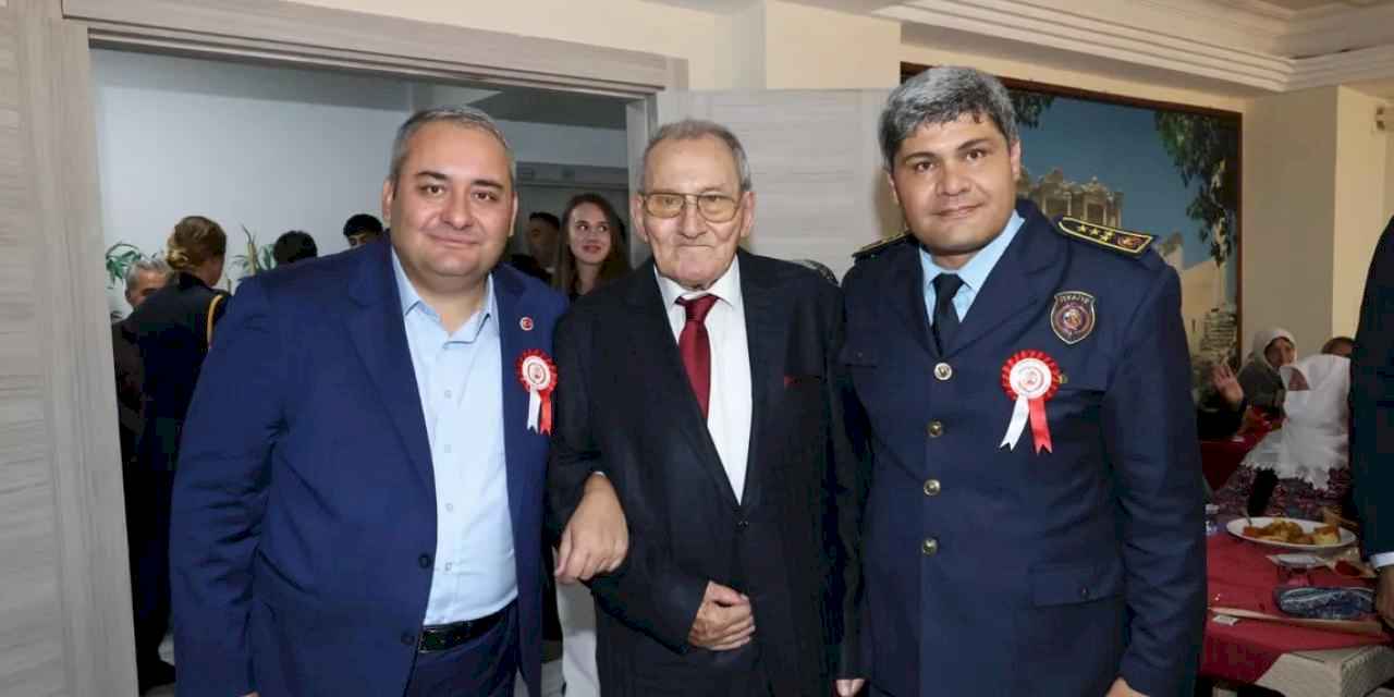 Başkan Özarslan İtfaiye Haftası’nda itfaiyecilerle bir araya geldi