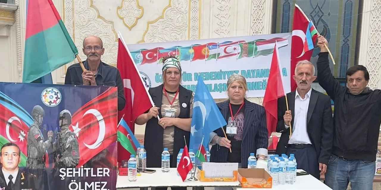 Türk Aksakallılar Birliği'nden Karabağ Şehitleri için Gebze'de helva ikramı