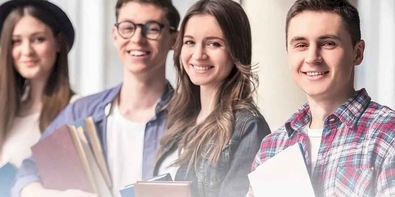 Denizli Büyükşehir’den üniversite öğrencilerine öğrenim desteği