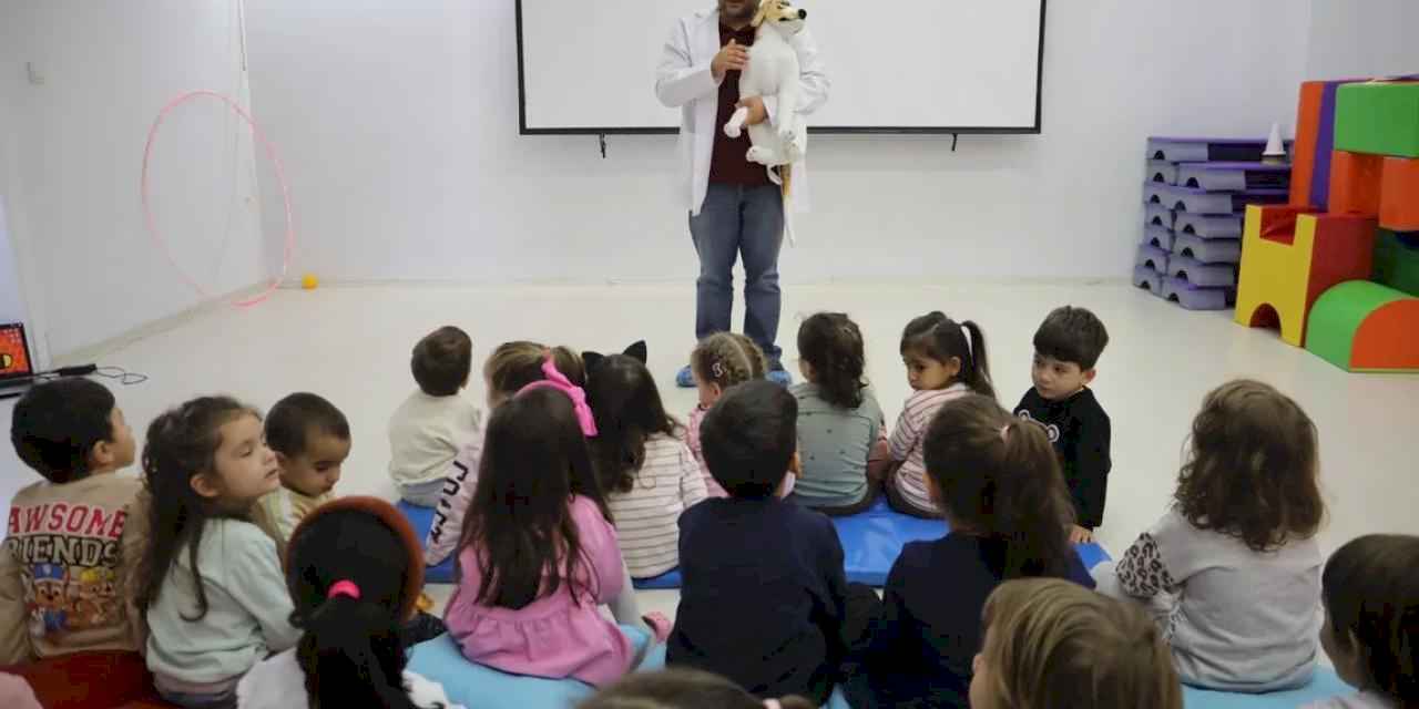 Kocaeli İzmit Belediyesinden miniklere hayvan dostu eğitim programı 