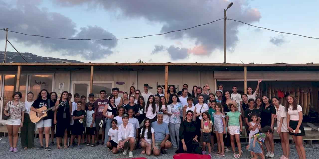 Hatay'da çocukların sörf yolculuğu devam ediyor