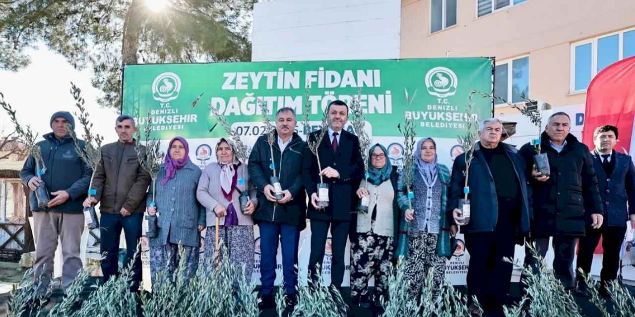 Denizli'de Üreticilere 100 Bin Fidan Desteği