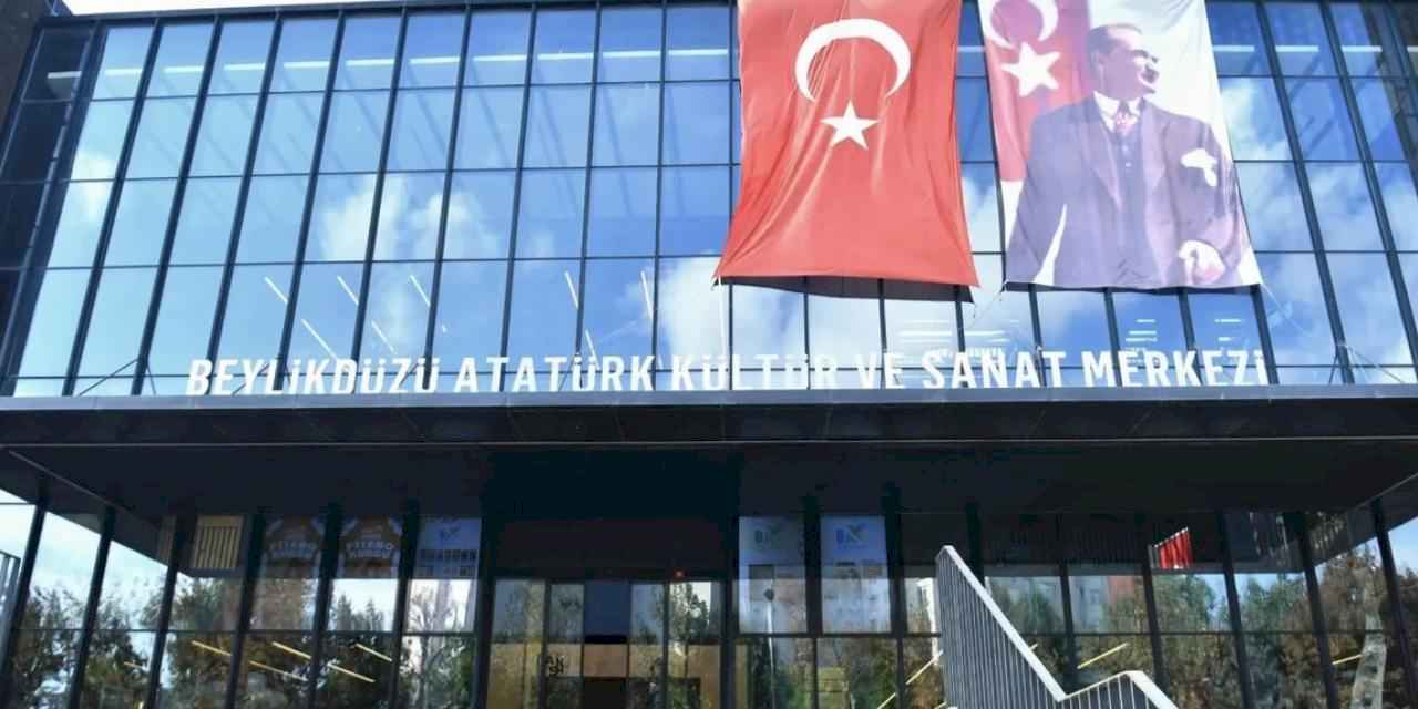 İstanbul Beylikdüzü'nde kültür sanat 'Ekim'i!