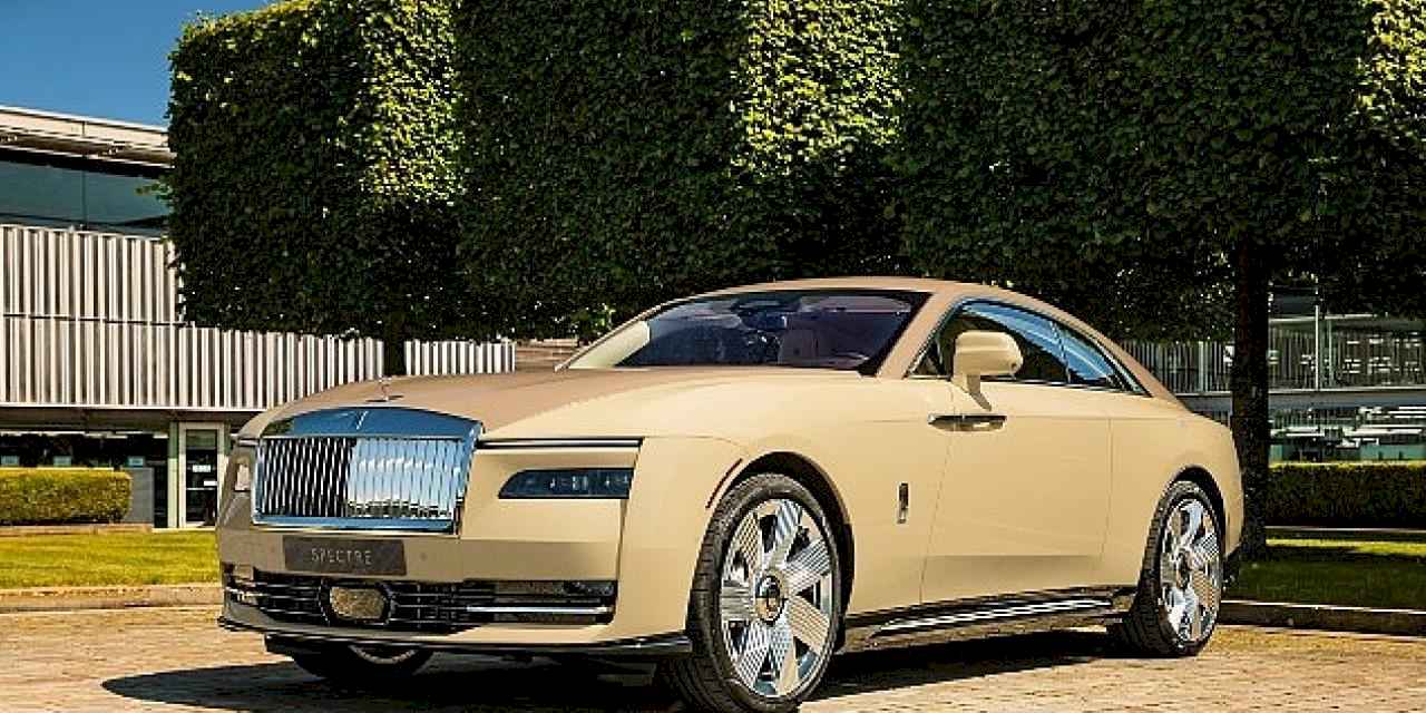Rolls-Royce'dan duygusal bir yorum; Spectre Bailey