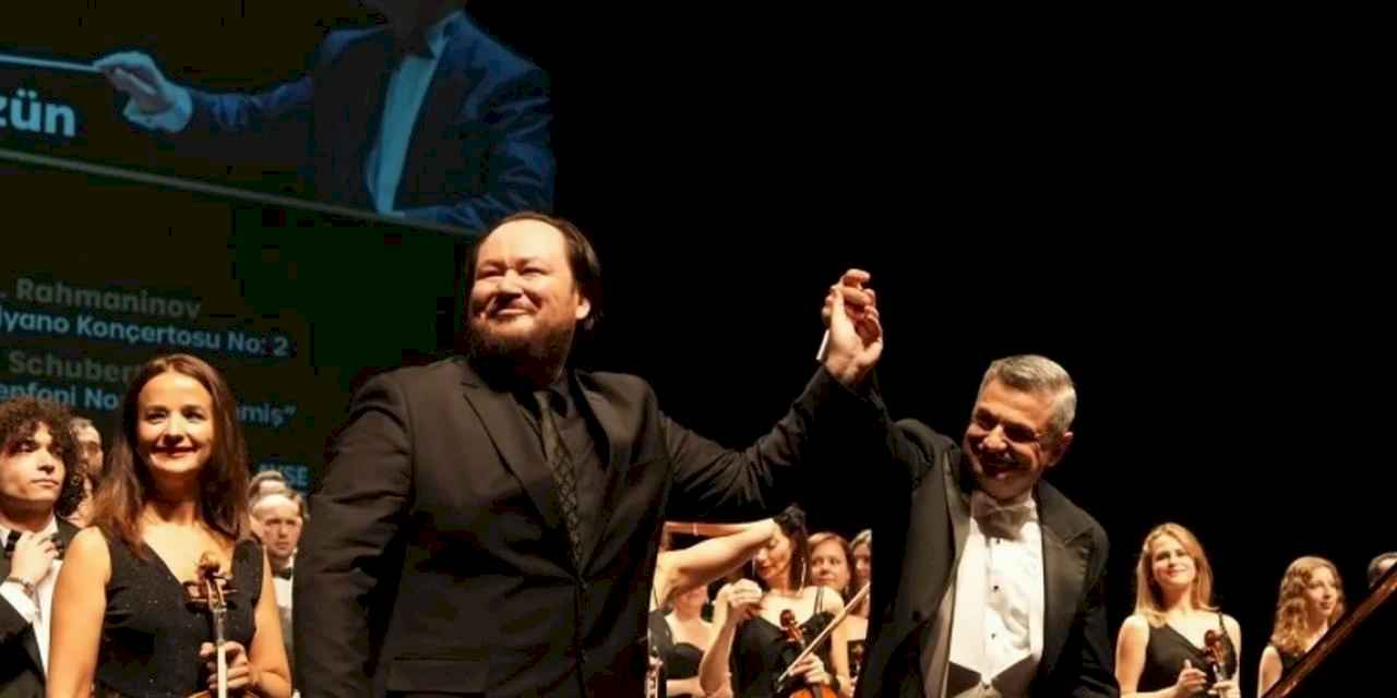 Eskişehir Senfoni Orkestrası yeni sezonu açtı