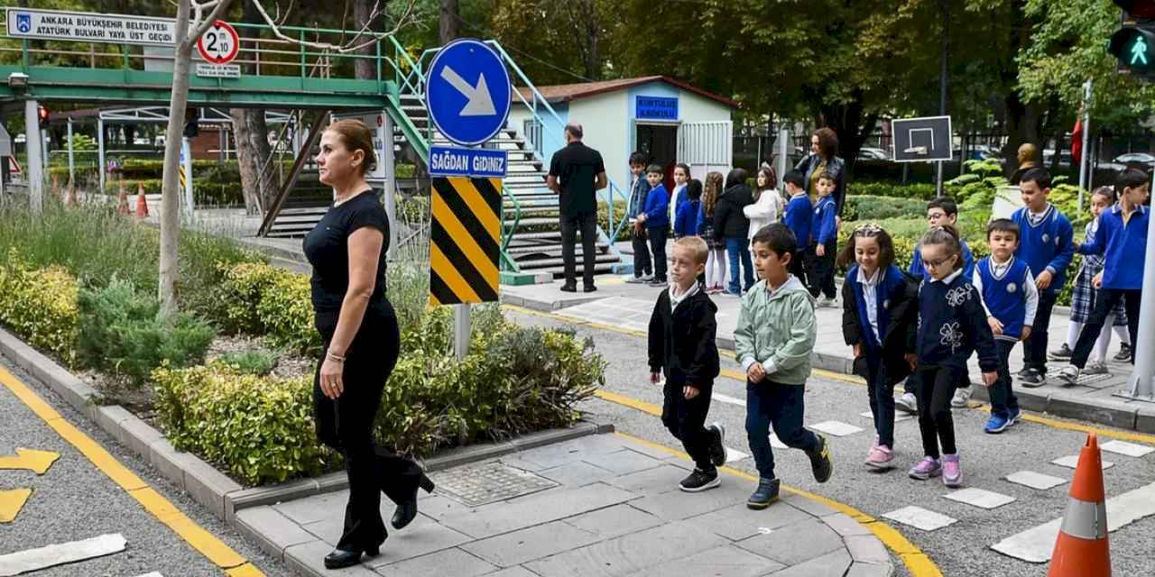 Minik sürücüler trafik bilinciyle yetişiyor