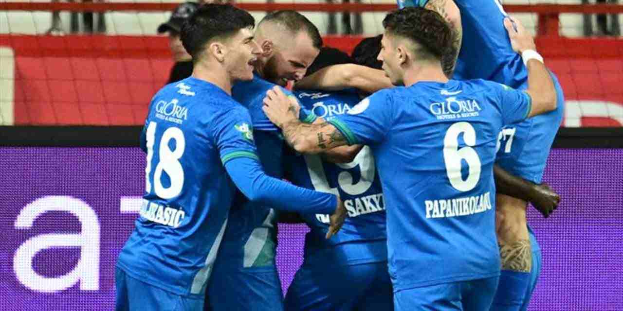 Hesap.com Antalyaspor 2-5 Çaykur Rizespor (Maç Sonucu)