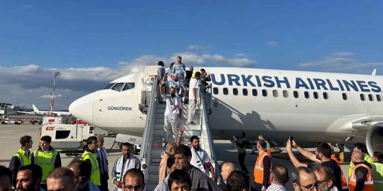 Küresel Sumud Filosu aktivistleri İstanbul’a döndü! Bakanlardan 'hoş geldiniz' mesajı