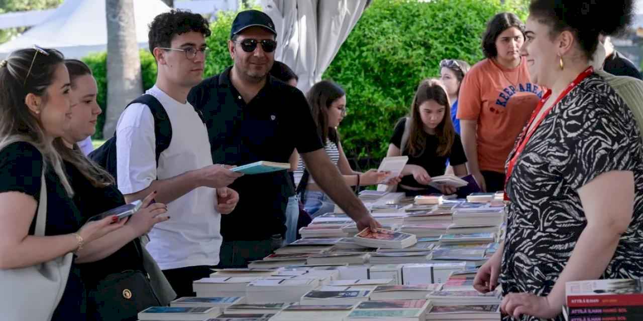 İZKİTAP ve İzmir Uluslararası Edebiyat Festivali Başlıyor