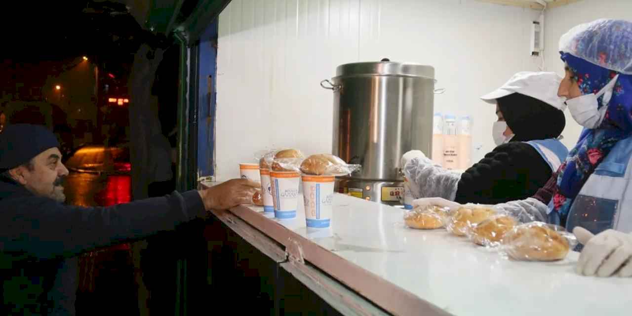 Gaziantep’te 40 noktada sıcak çorba