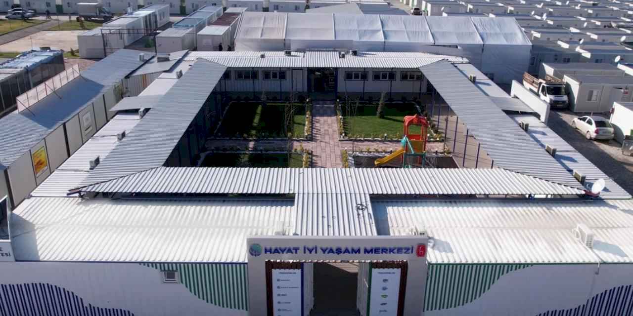 Hayat Holding'e Communitas Awards’tan İki Ödül