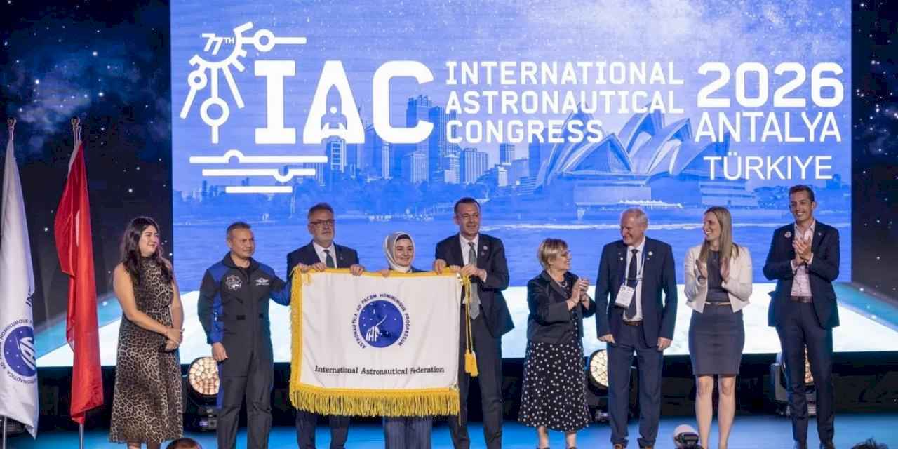 Uzay diplomasisinde tarihi adım! Türkiye, bayrağı Sidney'den devraldı