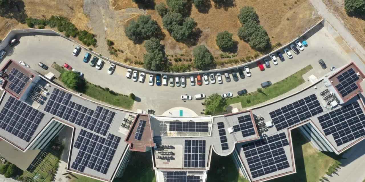 Enerjisa Üretim’den Manisa Celal Bayar Üniversitesi’ne Temiz Enerji Desteği