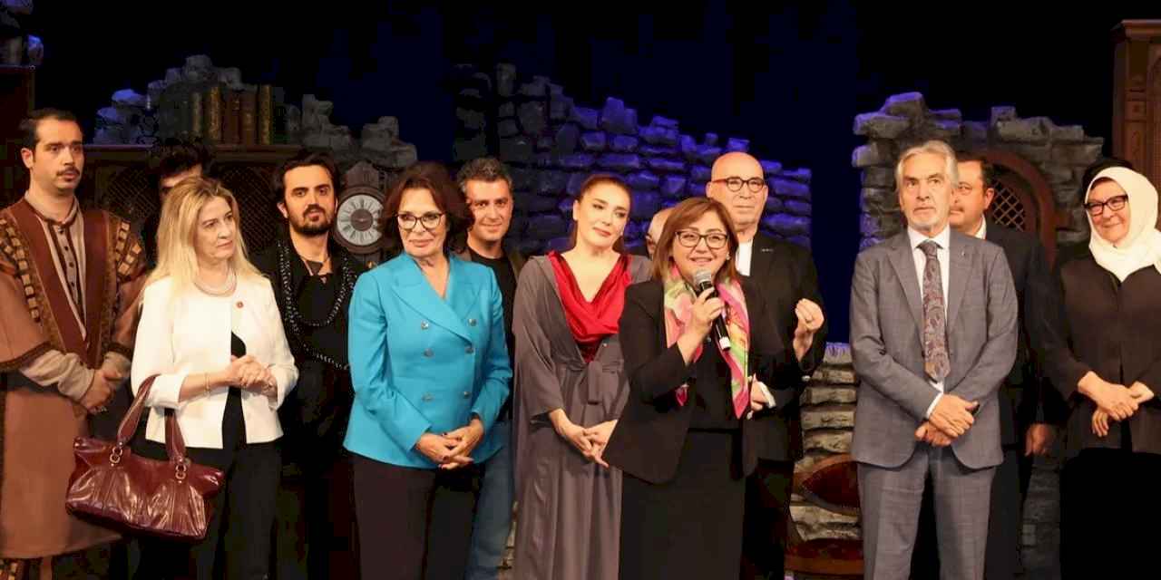 'Gazale – Uzun Gece' Gaziantep’te sahnelendi