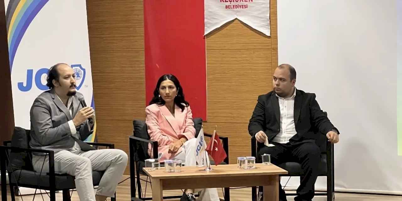 Geleceğin yapay zeka liderleri Keçiören'de buluştu