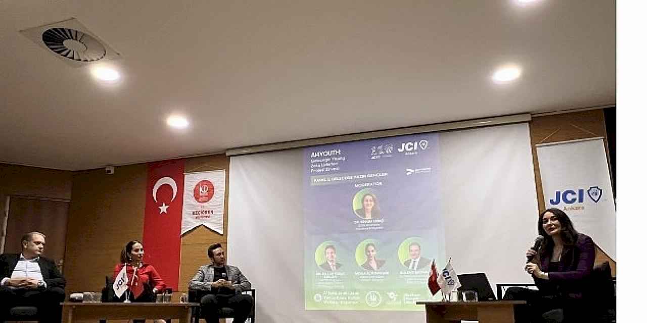 Geleceğin Yapay Zekâ Liderleri Zirvesi Keçiören'de Gerçekleştirildi