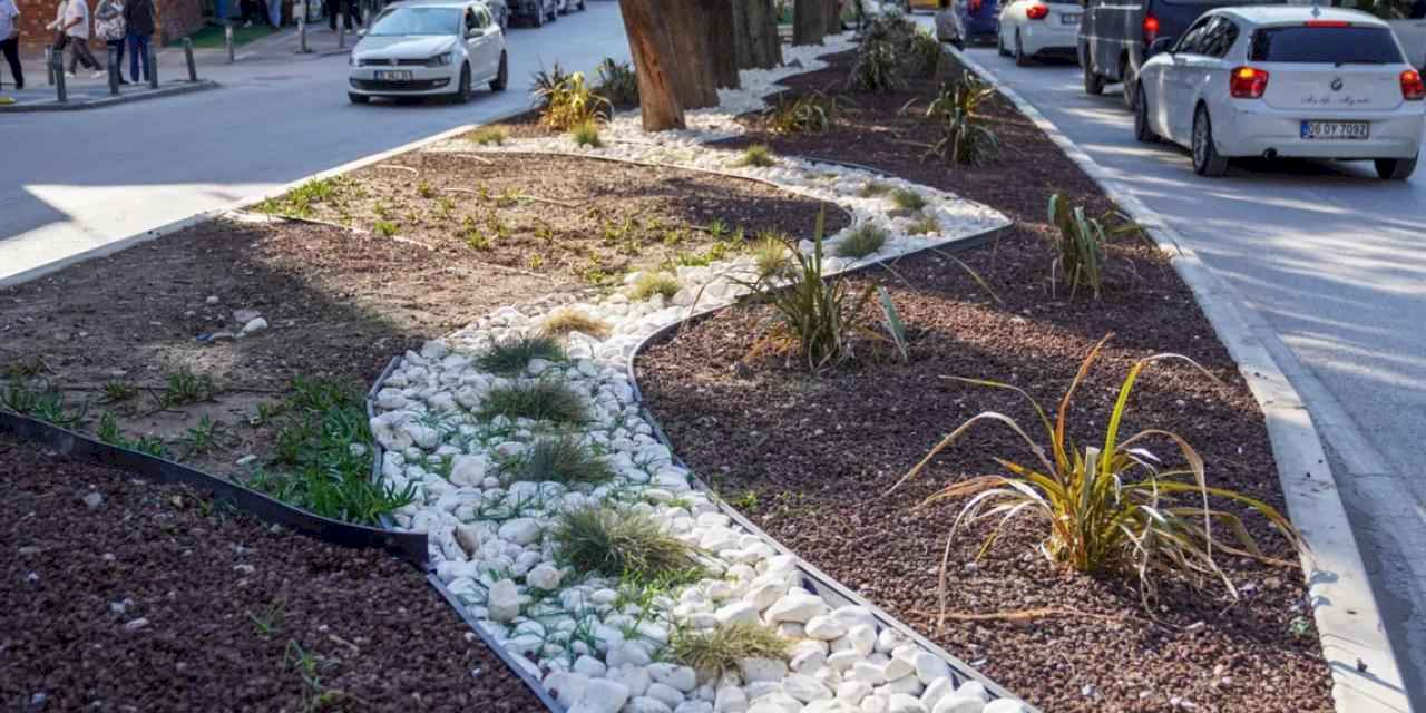 İzmir Buca'da Beyazıt Aykut Parkı yenilendi