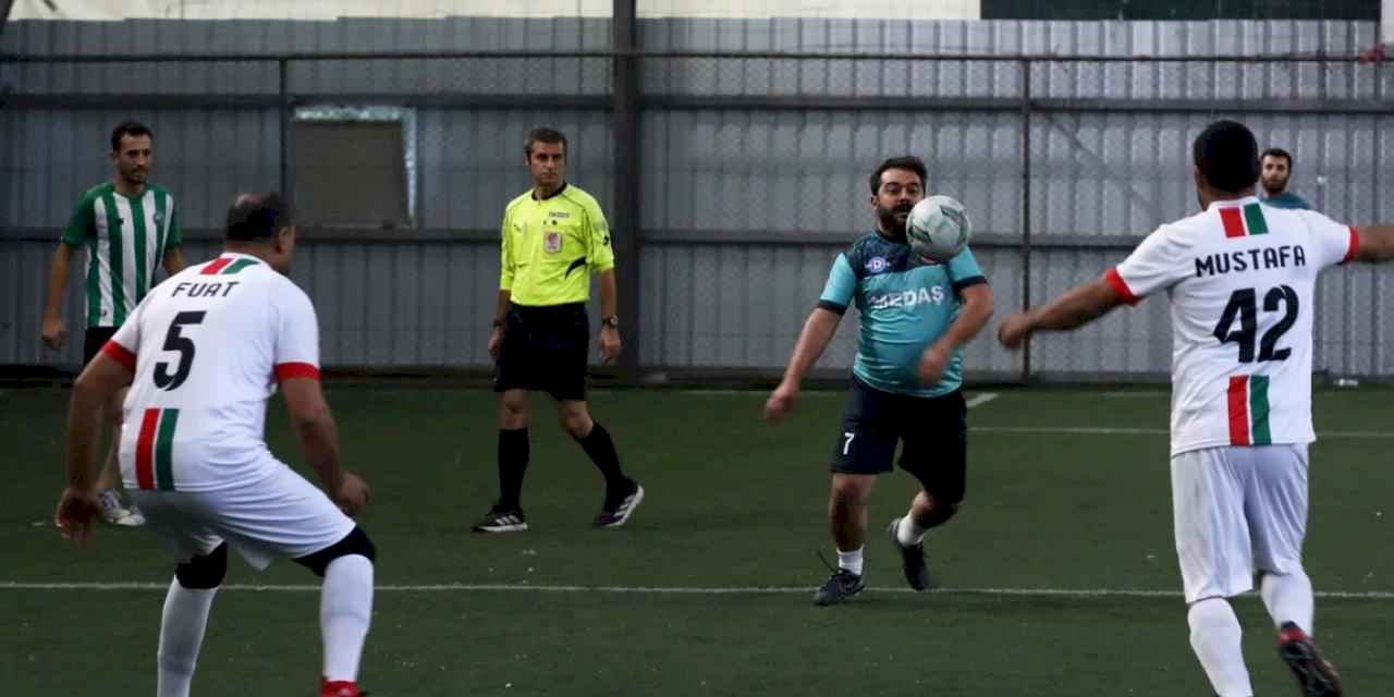 Konya Karatay'da ‘Birimler Arası Futbol Turnuvası’ başladı