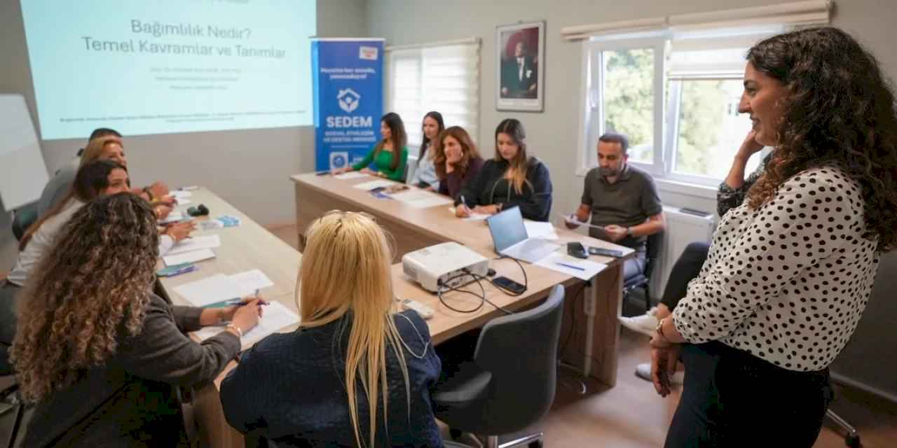 İstanbul Maltepe'den bağımlılıkla mücadele eğitimi