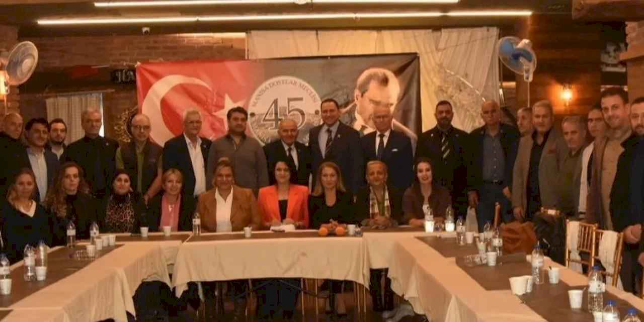 Manisa Dostlar Meclisi’nde demokrasi buluşması