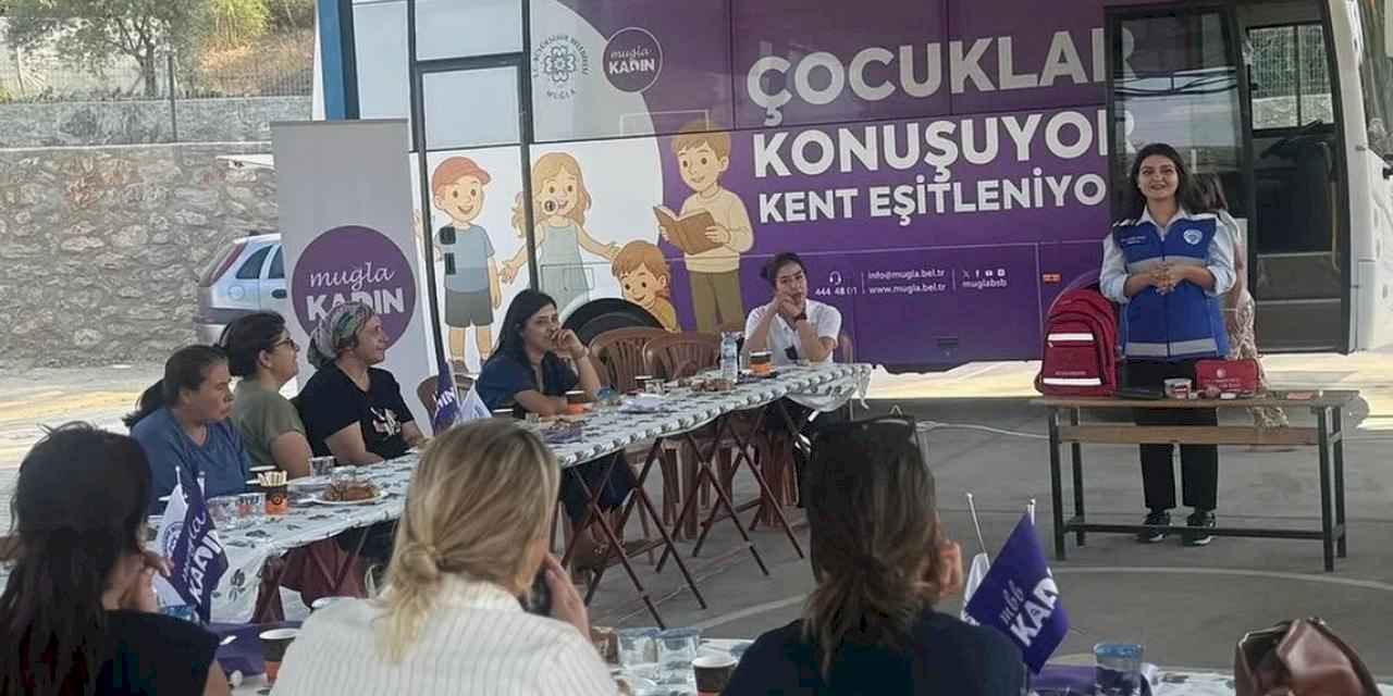 Muğla'da 'Gezici Da(Ya)Nışma Otobüsü' yollarda