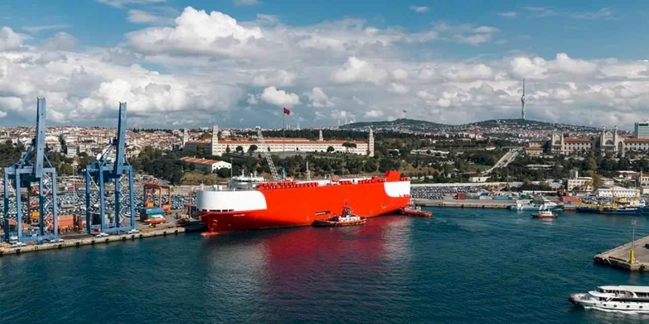 United Global Ro-Ro, AD Ports Group’un İki PCTC Feeder Gemisi ile Otomotiv Lojistiği Kapasitesini Genişletiyor