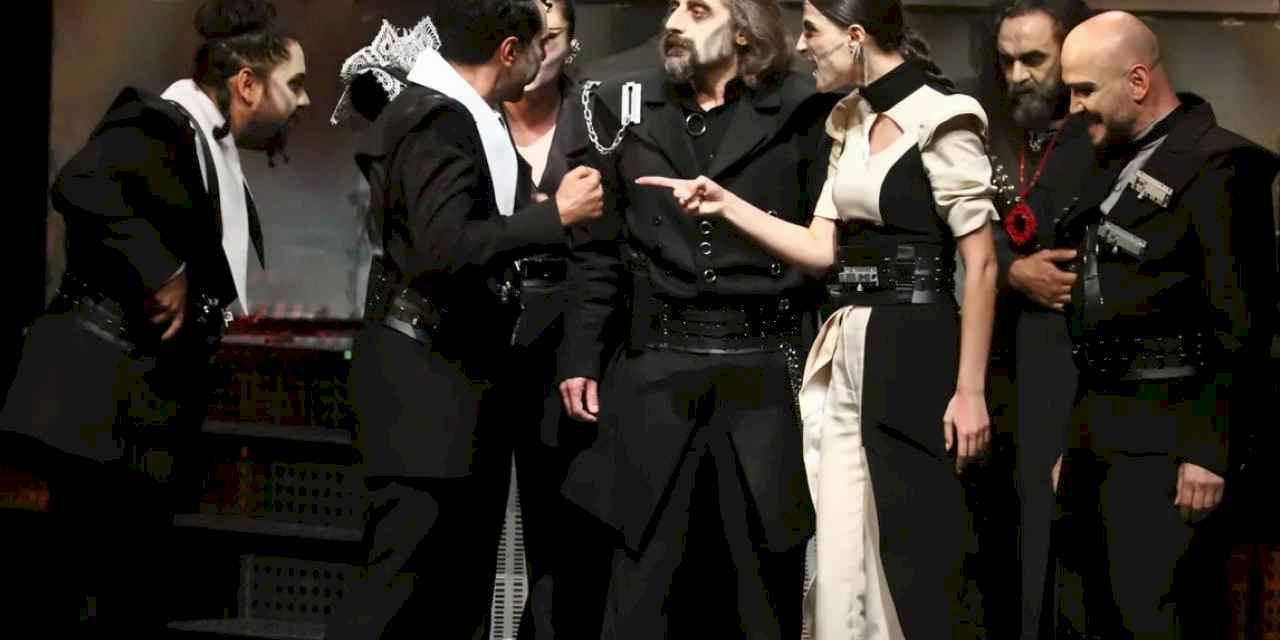 'V. Frank' ilk kez Konyalılarla buluştu