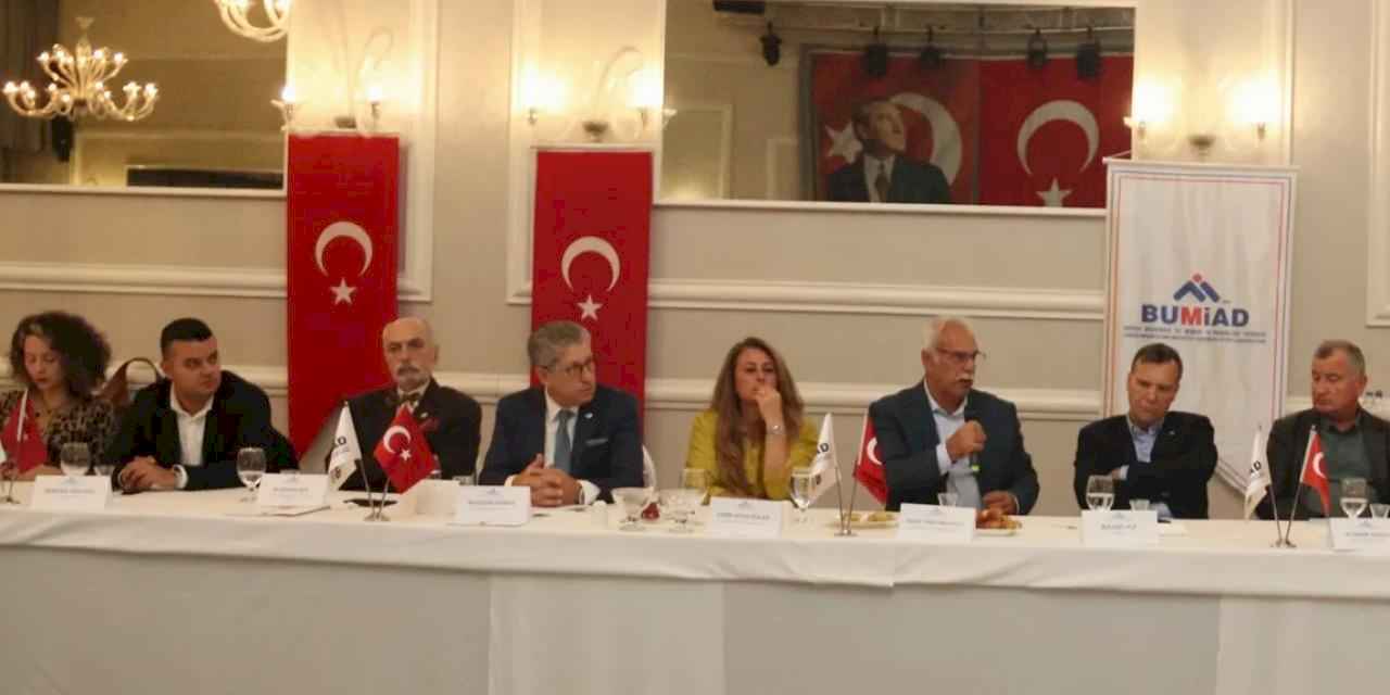 BUMİAD'ın Cumhuriyet'e sahip çıkan isimleri bu yıl da ödüllendirecek