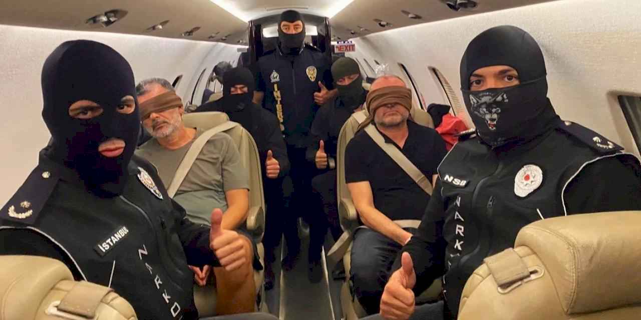 İki uyuşturucu baronu paketlenip Türkiye’ye getirildi