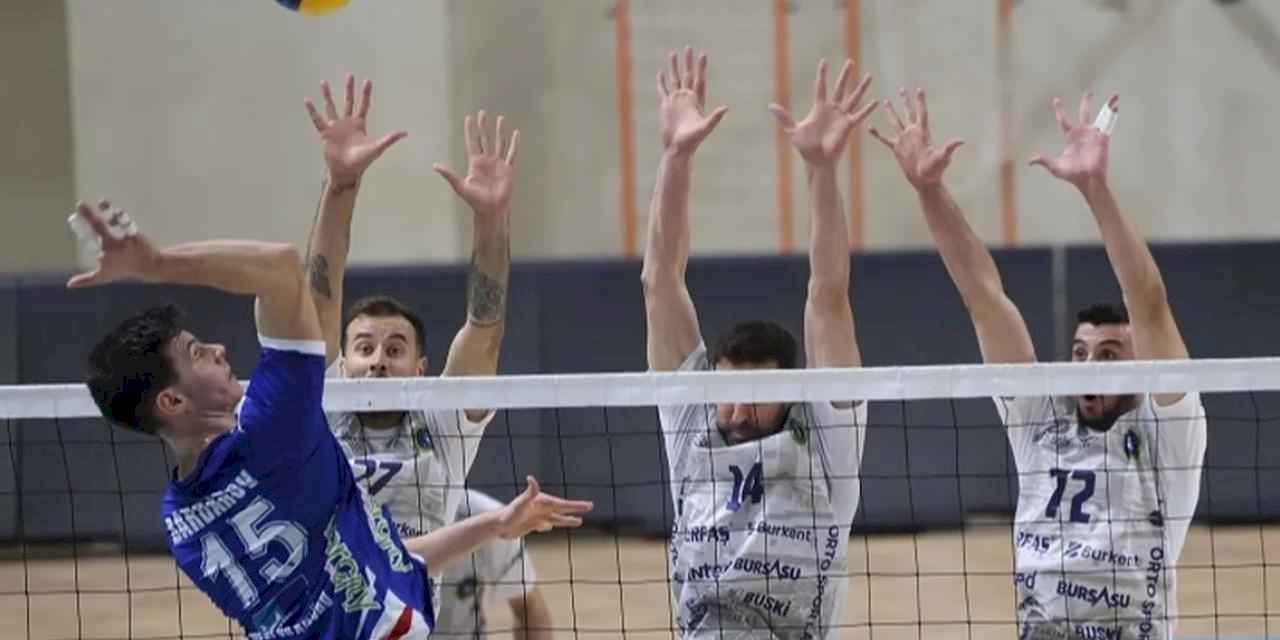 Bursa Büyükşehir Belediyespor Gebze’de turnuvaya galibiyetle başladı