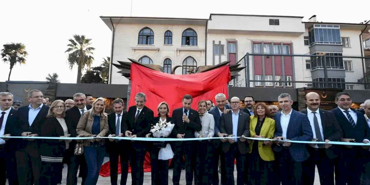 Balıkesir Cumhuriyet Meydanı 2. etabı açıldı