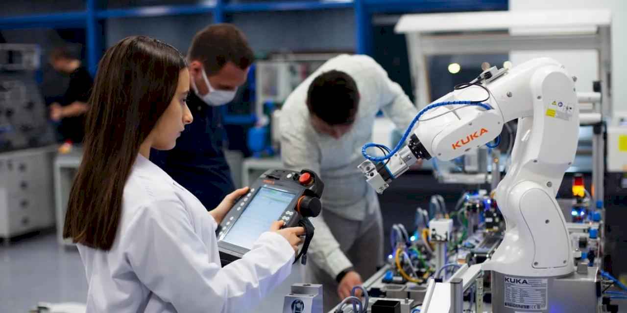 GUHEM’in çevrimiçi uzay programına 70 bin öğrenci katıldı