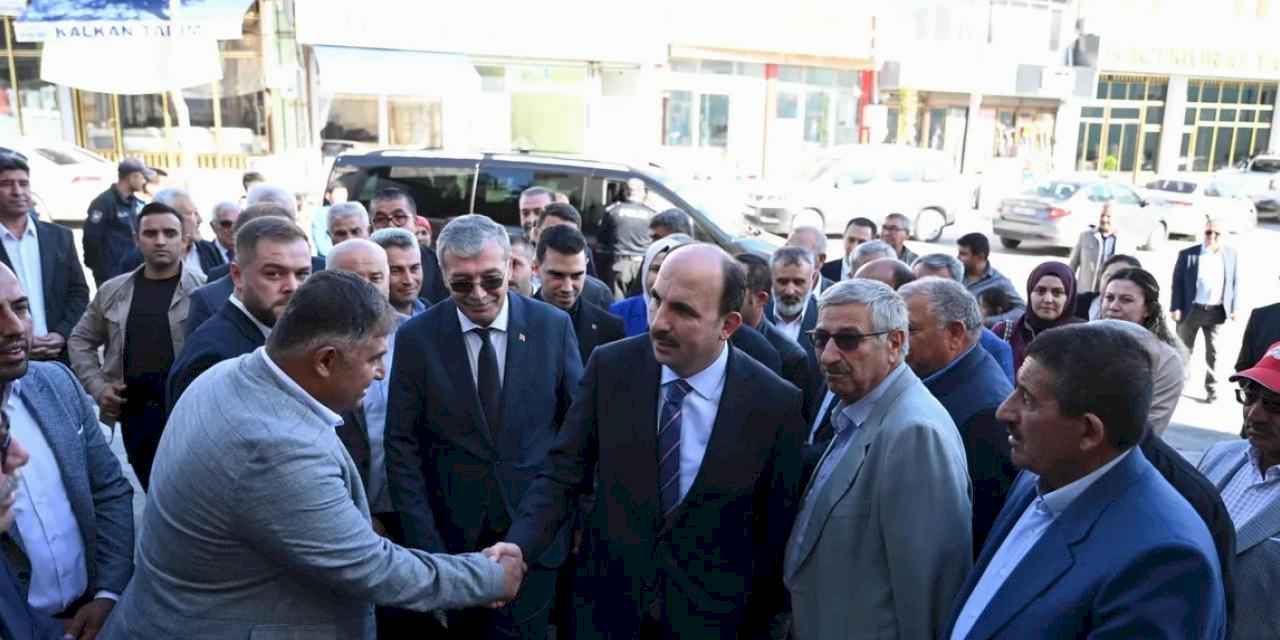 İbrahim Altay vatandaşın sorunlarını dinledi