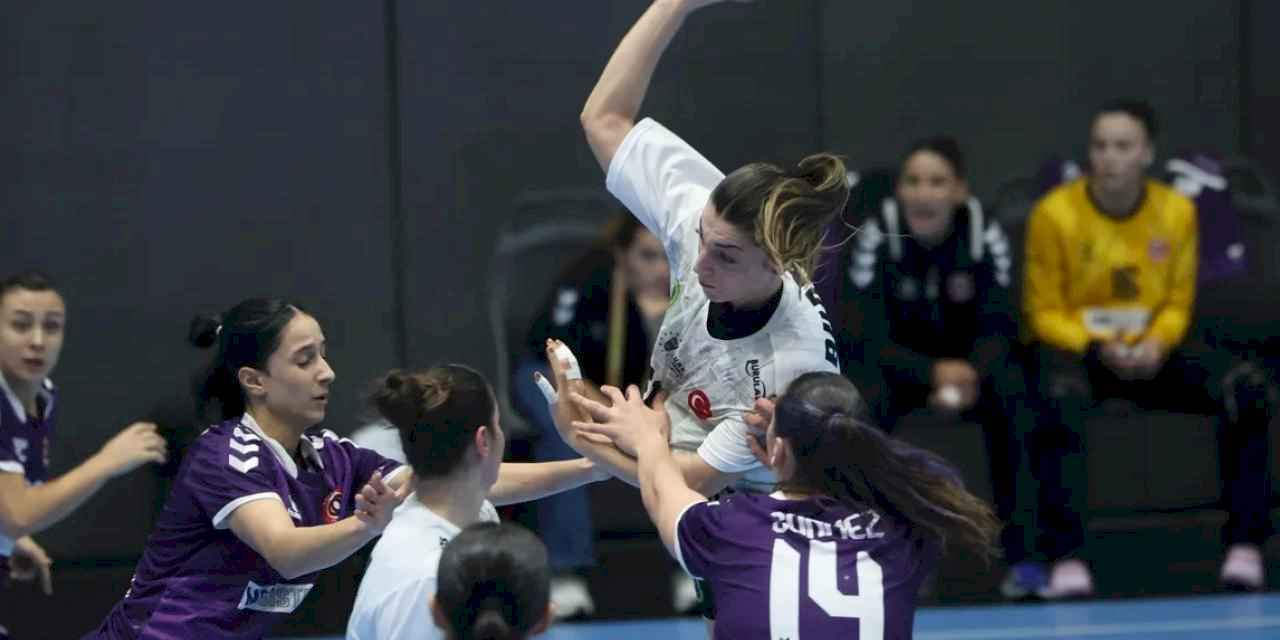 Bursa Büyükşehir Belediyespor zorlanmadan kazandı