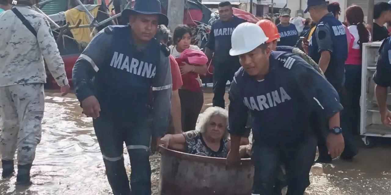 Meksika'da sel: Ölü ve yaralılar var! Meksika Donanması binlerce kişiye yardım ulaştırıyor