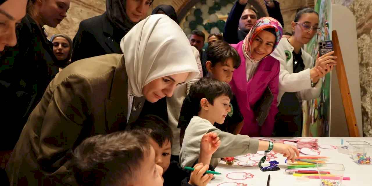 Yeşilay bağımsızlık bilincini sahneye taşıdı