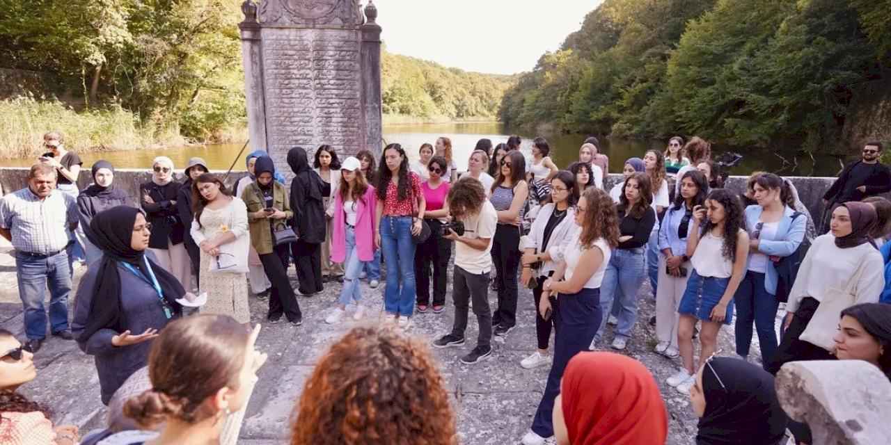 İstanbul'da binlerce kız öğrencinin geleceği aydınlanıyor